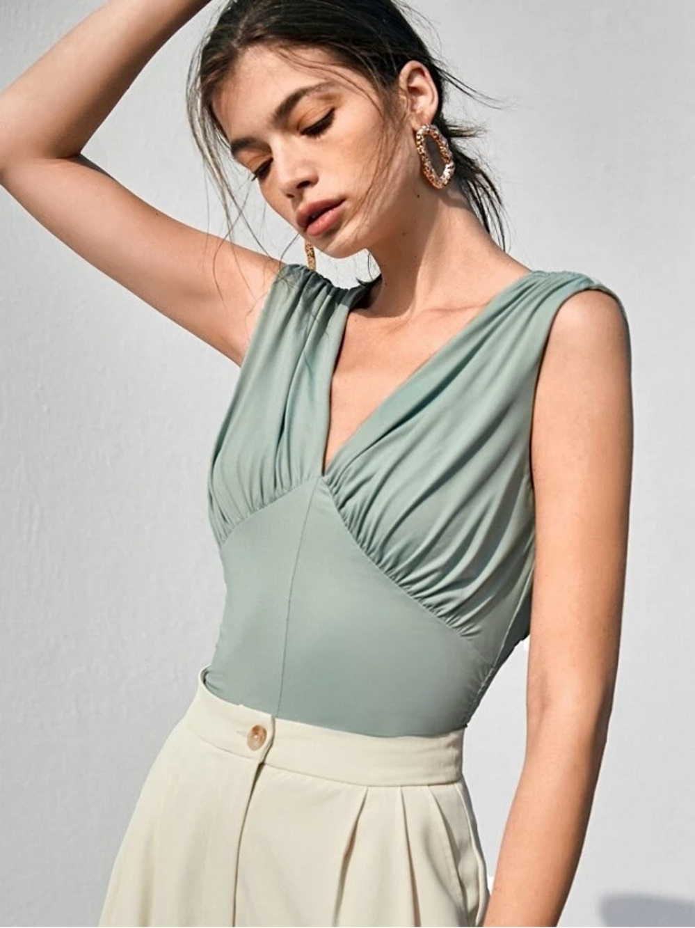 🕊️ (NWOT) Double V-Neck Ruched Bust Bodysuit